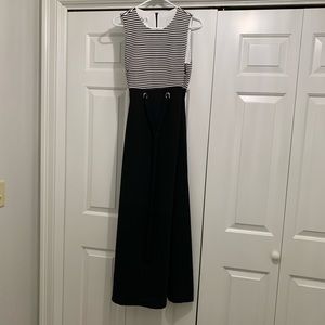 Sleeveless maxi dress